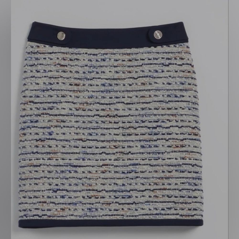 NWT WHBM Tweed Boot Skirt with Buttons size 8